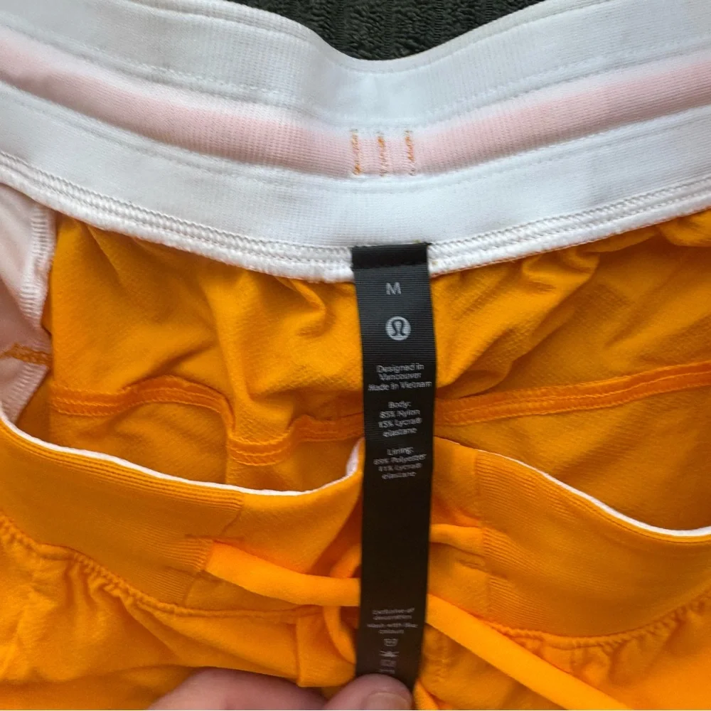 Lululemon License to train 7” Linerless orange men’s medium - Picture 3 of 5